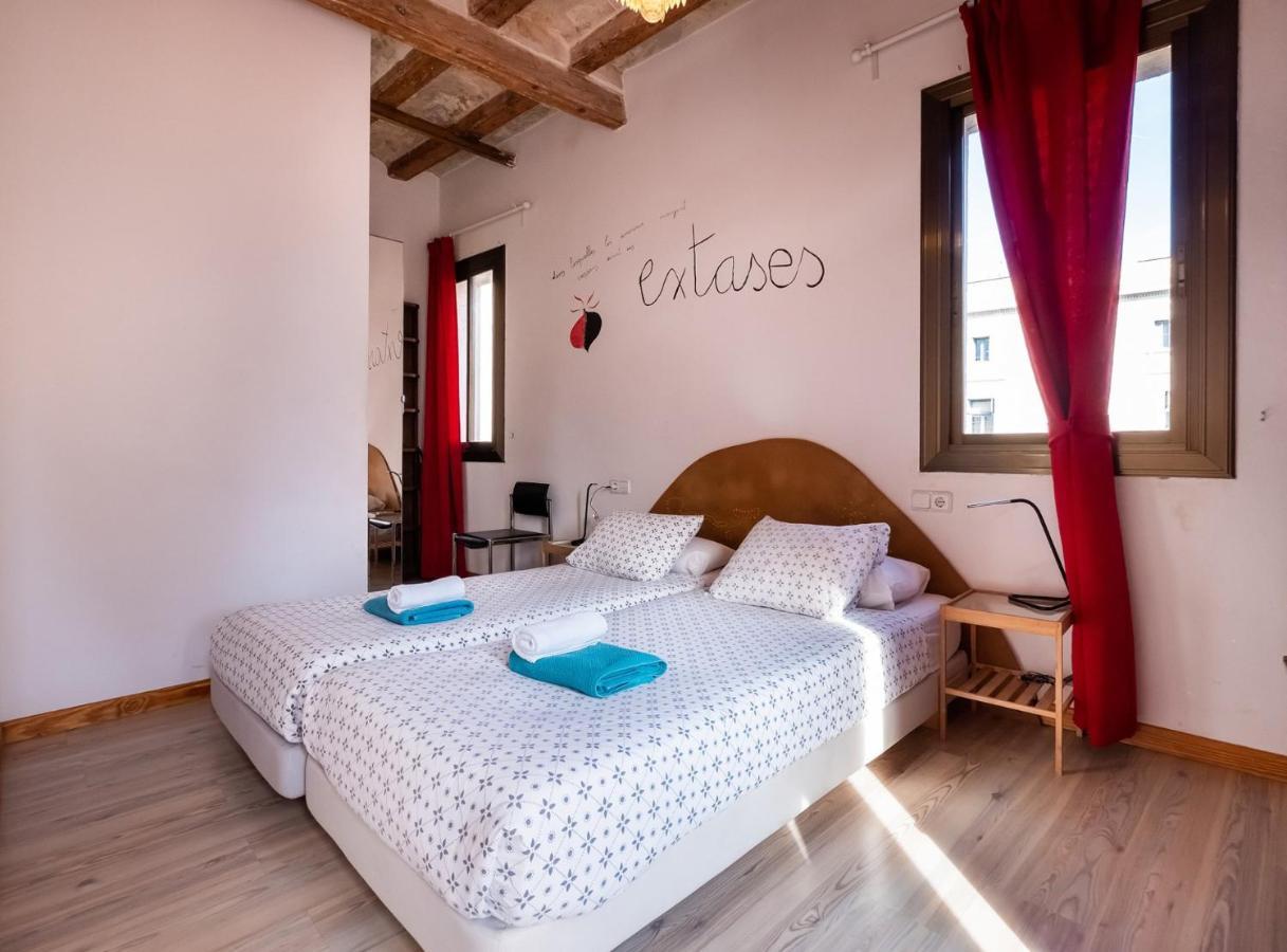 Apartamentos El Pintor Barcelona Exterior foto
